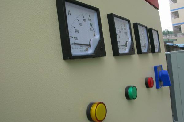 胡市镇配电柜-3683讲讲配电柜注意事项